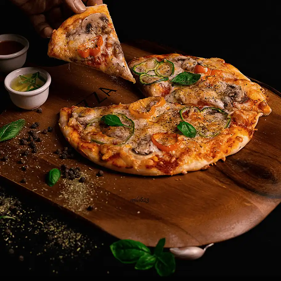 The ultimate vegetarian pizza loaded with fresh and delicious vegetables, cheese and seasonings.